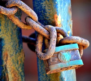 lock_chain.jpg